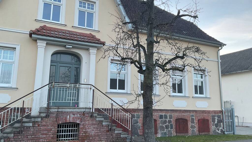 Wohnung zur Miete 680 € 3 Zimmer 90 m² Geschoss -1/2 frei ab sofort Alte Poststraße 12 Plänitz Neustadt (Dosse) 16845