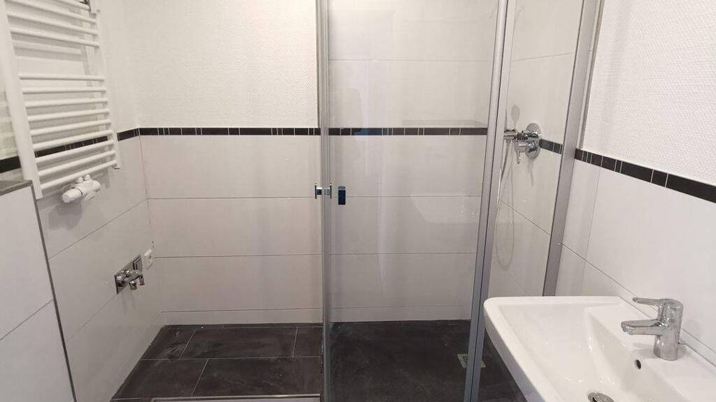 Wohnung zur Miete 499 € 3 Zimmer 70 m² 2. Geschoss frei ab 16.04.2026 Lange Straße 138 Lehe Bremerhaven 27580