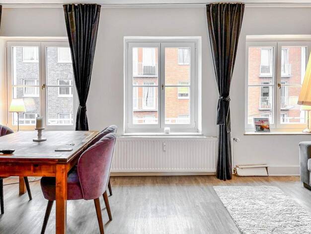 Wohnung zur Miete 1.150 € 2 Zimmer 39 m² 3. Geschoss Flinger Straße 8 Altstadt Düsseldorf 40213