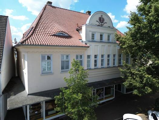 Mehrfamilienhaus zum Kauf 1.150.000 € 10 Zimmer 376 m² 775 m² Grundstück Enger 32130