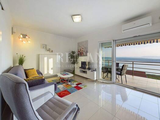 Einfamilienhaus zum Kauf 450.000 € 6 Zimmer 300 m² Grundstück Crikvenica 51260