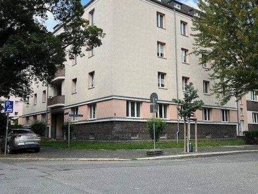 Wohnung zur Miete 350 € 3 Zimmer 55 m² 3 Geschosse frei ab sofort Pölbitz Zwickau 08058