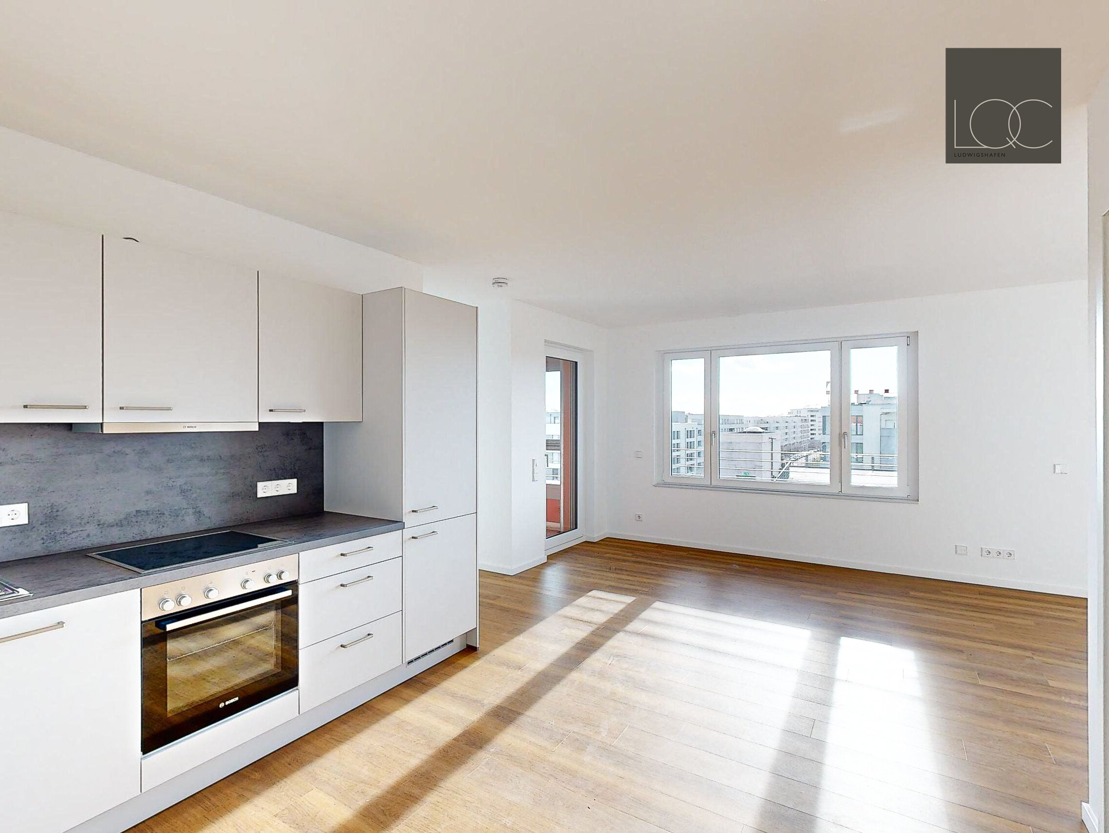 Wohnung zur Miete 1.260 € 3 Zimmer 124,8 m²<br/>Wohnfläche 2.<br/>Geschoss 16.01.2025<br/>Verfügbarkeit Rheinallee 11k Süd / Stadtbezirk 123 Ludwigshafen am Rhein 67061