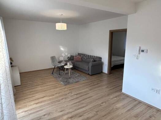 Wohnung zur Miete 1.000 € 3 Zimmer 71 m² 1. Geschoss Dugave, Novi Zagreb - Istok Zagreb 10000