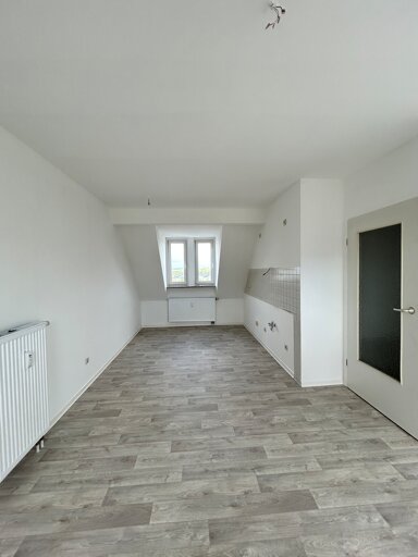 Wohnung zur Miete 210 € 1 Zimmer 42 m² 5. Geschoss frei ab sofort Hainstraße 105 Sonnenberg 211 Chemnitz 09130