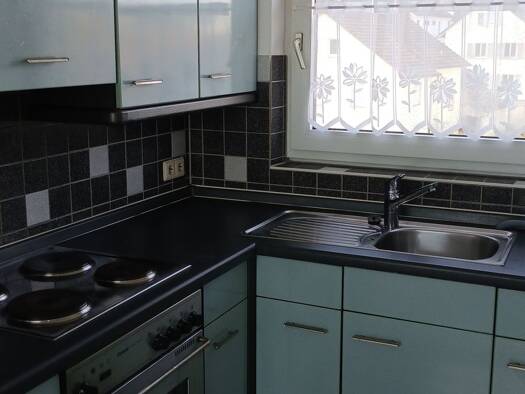 Studio zur Miete 400 € 1 Zimmer 30 m² Geschoss 4/5 frei ab sofort Untereisesheim 74257