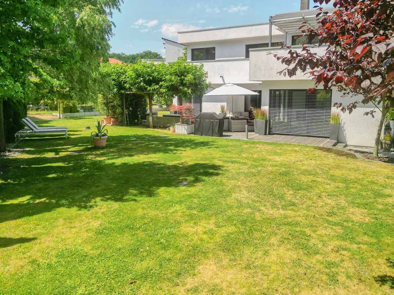 Villa zum Kauf provisionsfrei 7 Zimmer 270 m²<br/>Wohnfläche 1.350 m²<br/>Grundstück Petzow Werder (Havel) 14542