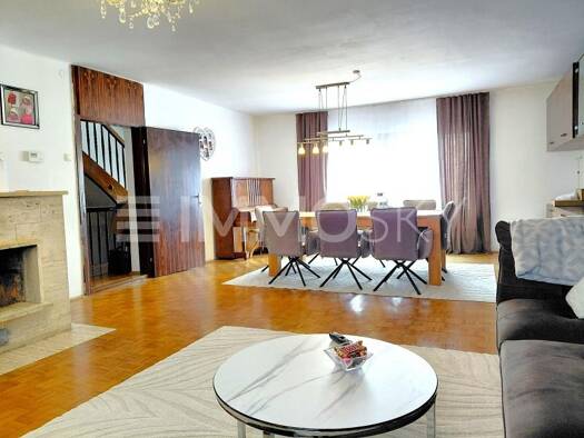 Wohnung zum Kauf 390.000 € 10 Zimmer 266 m² frei ab 01.09.2026 Marchtrenk 4614
