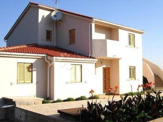Haus zum Kauf 390.000 € 20 Zimmer 241 m² Molat, Zadar - Okolica Ist - Molat