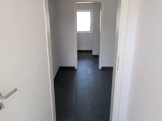 Wohnung zur Miete 650 € 3 Zimmer 95 m² Geschoss 1/3 Kirchstraße 2 Blumberg 78176