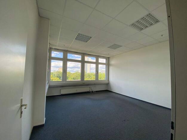 Bürofläche zur Miete provisionsfrei 60,7 m² Bürofläche Rennbahnring 9 Südliche Neustadt Halle (Saale) 06124