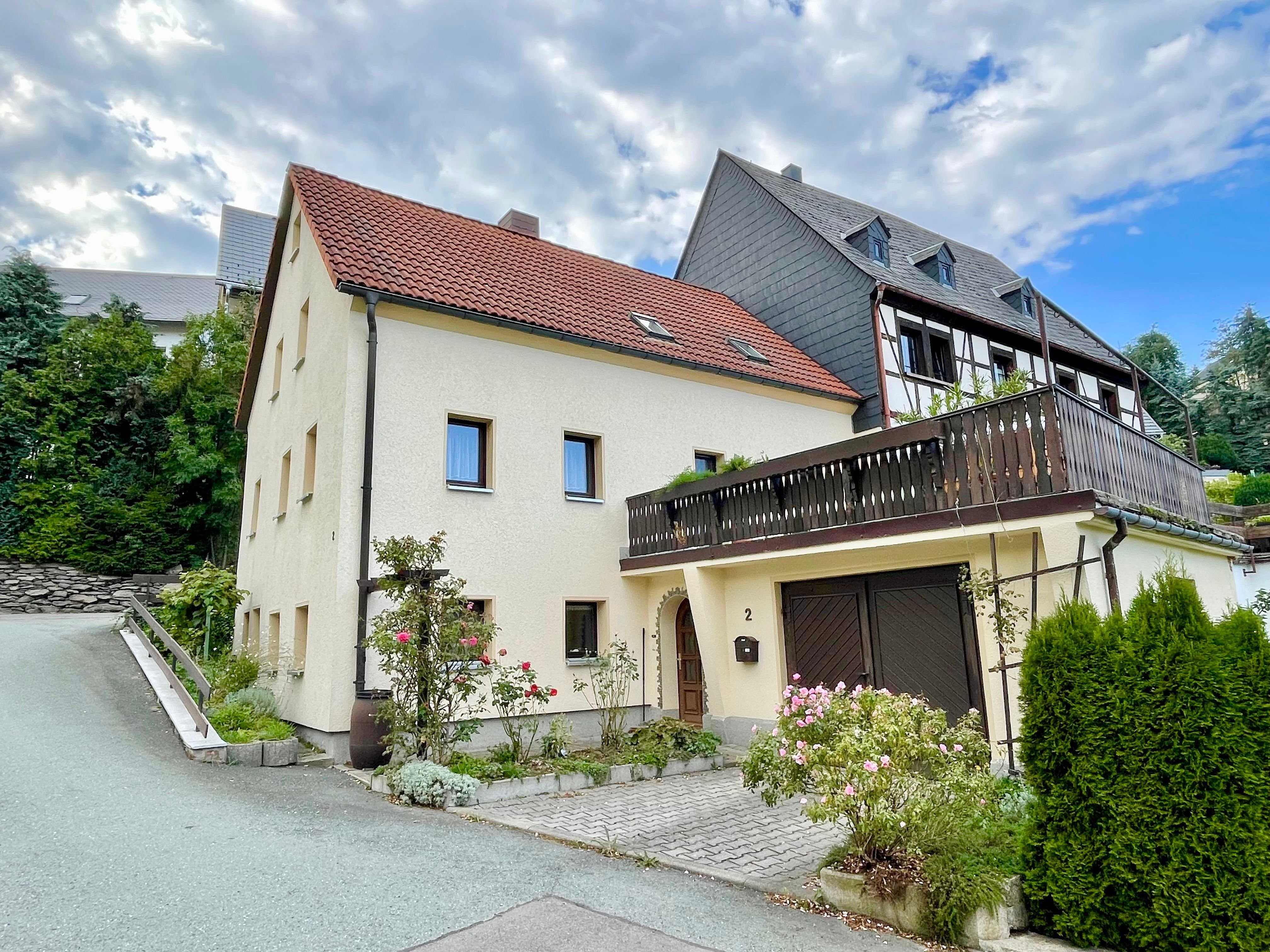 Einfamilienhaus zum Kauf 105.000 € 4 Zimmer 130 m²<br/>Wohnfläche 150 m²<br/>Grundstück ab sofort<br/>Verfügbarkeit Grünhainichen Grünhainichen 09579