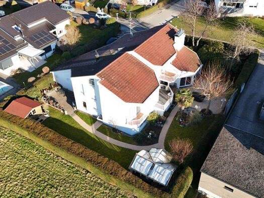 Villa zum Kauf 1.590.000 € 8 Zimmer 391 m² 1.018 m² Grundstück Enzisweiler Bodolz 88131