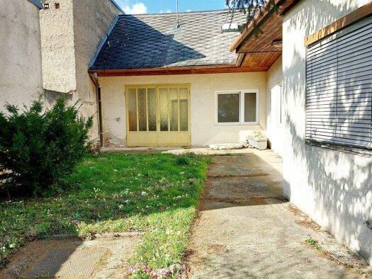 Einfamilienhaus zum Kauf 124.900 € 4 Zimmer 302 m² Grundstück Palterndorf 2182