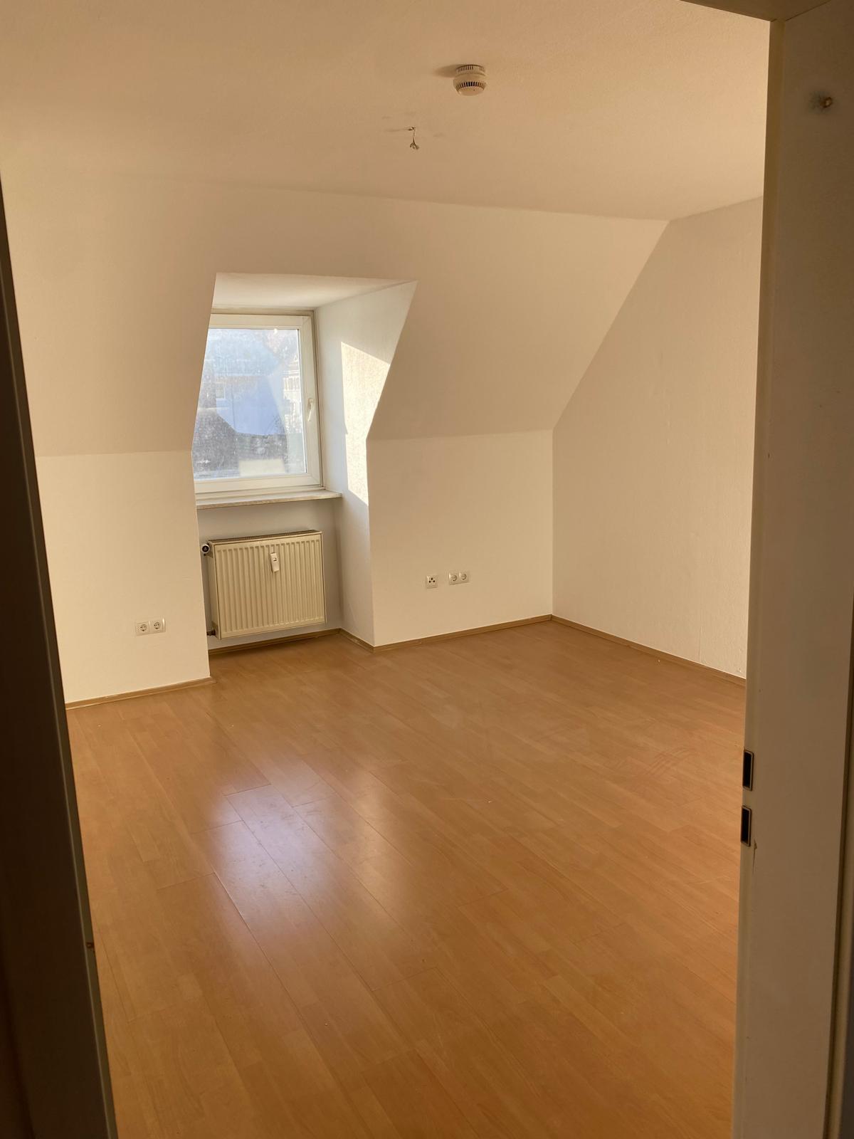 Wohnung zur Miete 465 € 1 Zimmer 36,5 m²<br/>Wohnfläche 3.<br/>Geschoss ab sofort<br/>Verfügbarkeit Frankfurter Strasse 35 Zellerau Würzburg 97082