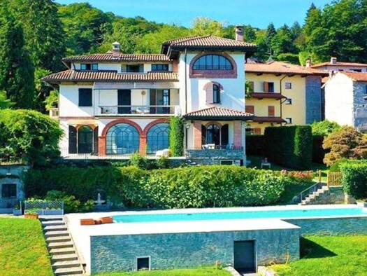Haus zum Kauf 2.200.000 € 623 m² Stresa 28838