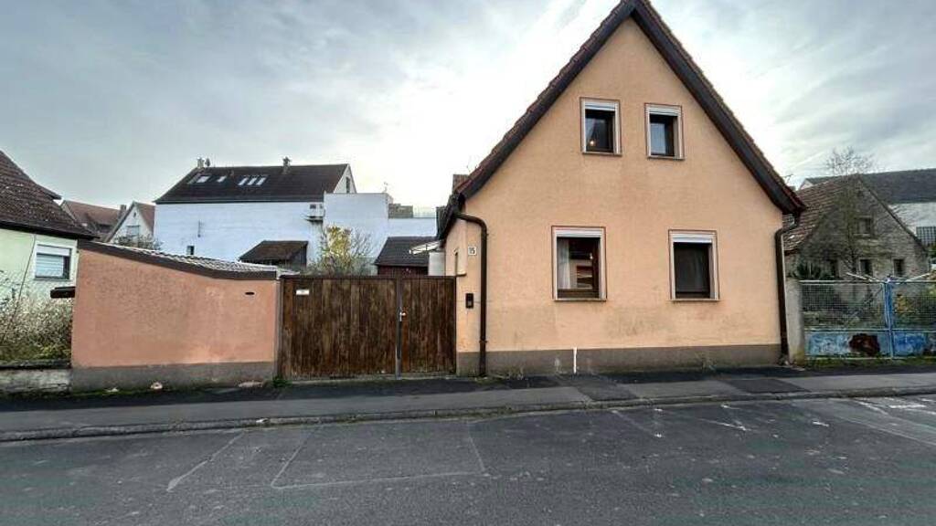 Einfamilienhaus zum Kauf 95.000 € 5 Zimmer 85 m² 310 m² Grundstück Obervolkach Volkach / Obervolkach 97332