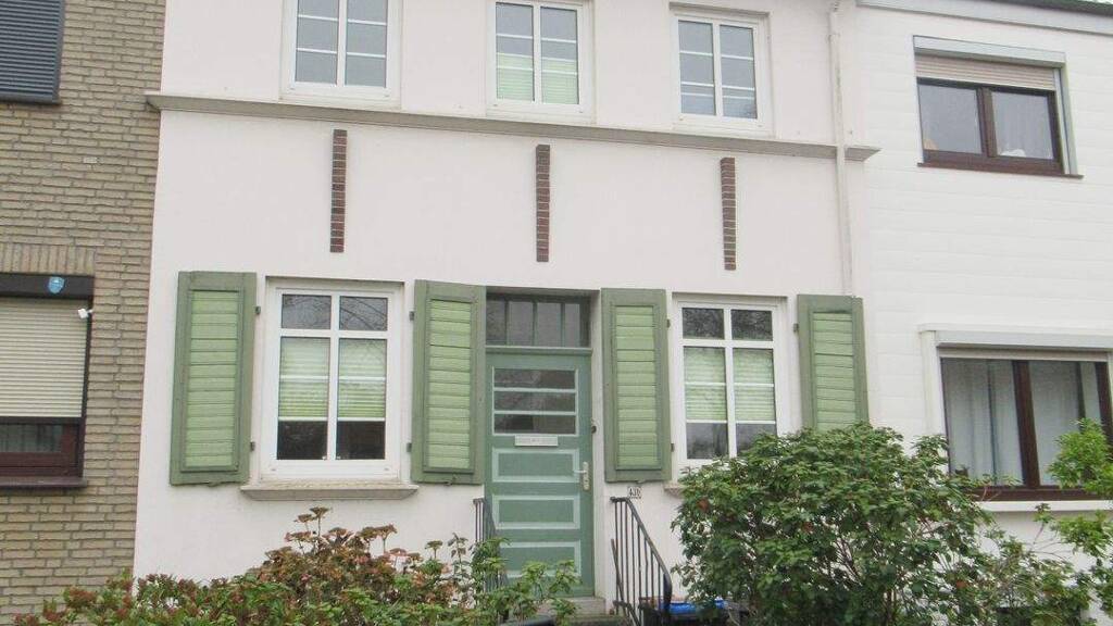 Reihenhaus zum Kauf 249.000 € 6 Zimmer 108 m² 288 m² Grundstück frei ab sofort Kattenturm Bremen 28277