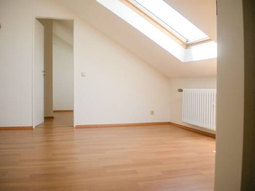 Wohnung zur Miete 196 € 1 Zimmer 23 m² 5. Geschoss Grünstraße 8 Elberfeld Wuppertal 42103