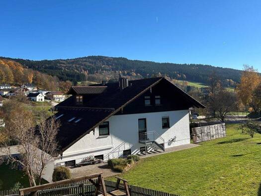 Mehrfamilienhaus zum Kauf 320.000 € 8 Zimmer 186 m² 1.051 m² Grundstück frei ab sofort Elisabethszell Haibach 94353