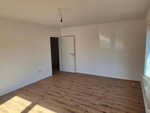 Wohnung zur Miete 695 € 2 Zimmer 64 m² Geschoss EG/2 frei ab sofort Ludwigshafen am Rhein 67065