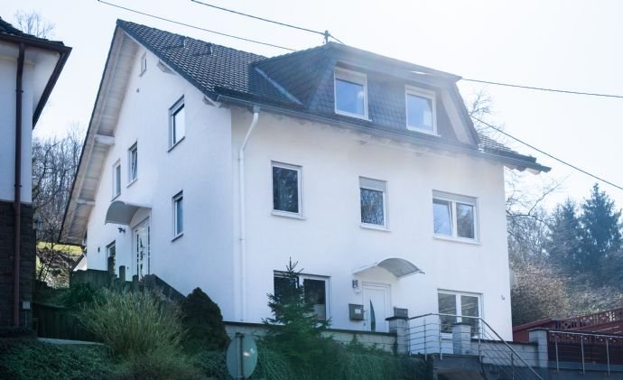 Haus zum Kauf 450.000 € 8 Zimmer 210 m²<br/>Wohnfläche 840 m²<br/>Grundstück Lobscheid Gummersbach 51645