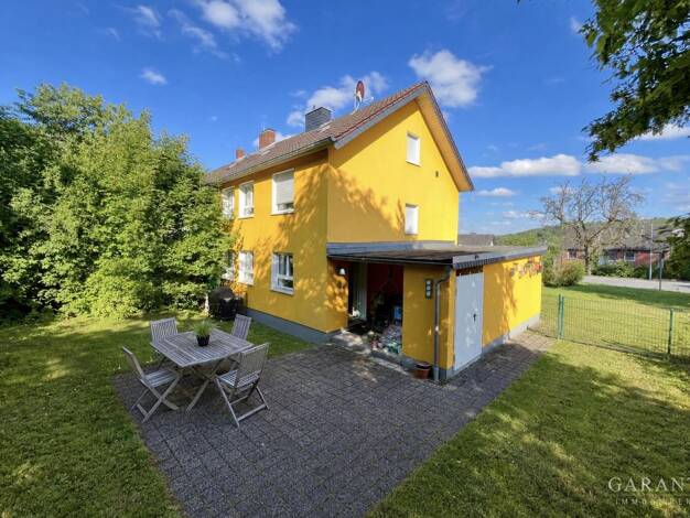 Doppelhaushälfte zum Kauf 340.000 € 5 Zimmer 97 m² 711 m² Grundstück Steindorf Wetzlar 35579