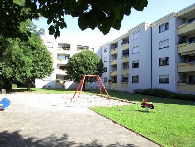 Wohnung zur Miete nur mit Wohnberechtigungsschein 436 € 3,5 Zimmer 79,8 m² 3. Geschoss frei ab 01.11.2026 Friedrichsfelder Straße 42 Voerde Voerde (Niederrhein) 46562