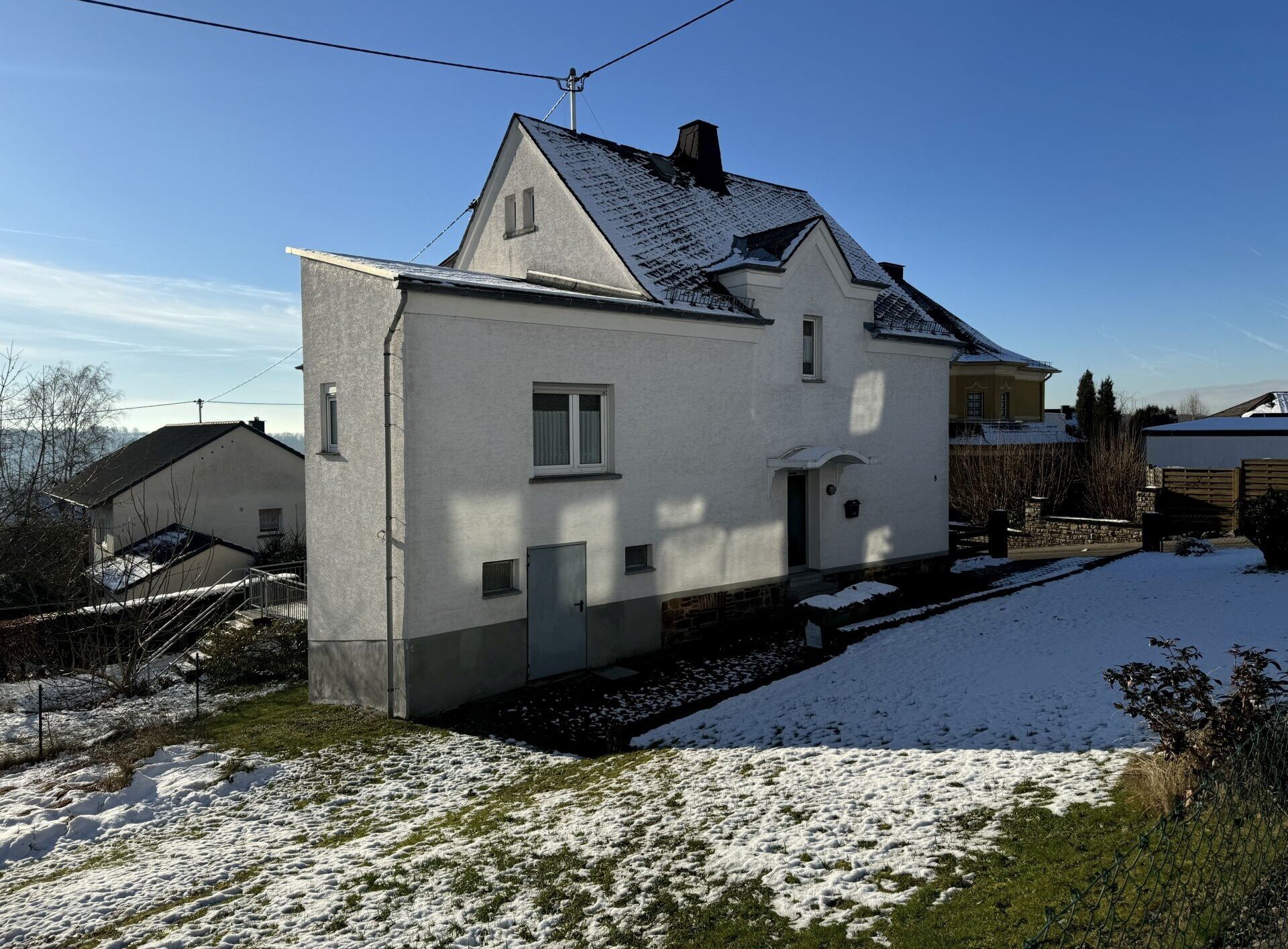 Haus zum Kauf provisionsfrei 165.000 € 5 Zimmer 126 m²<br/>Wohnfläche 504 m²<br/>Grundstück Hillscheid 56204