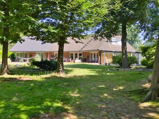 Haus zum Kauf 895.000 € 9 Zimmer 298 m² 2.605 m² Grundstück frei ab sofort Itzenbüttel Jesteburg 21266