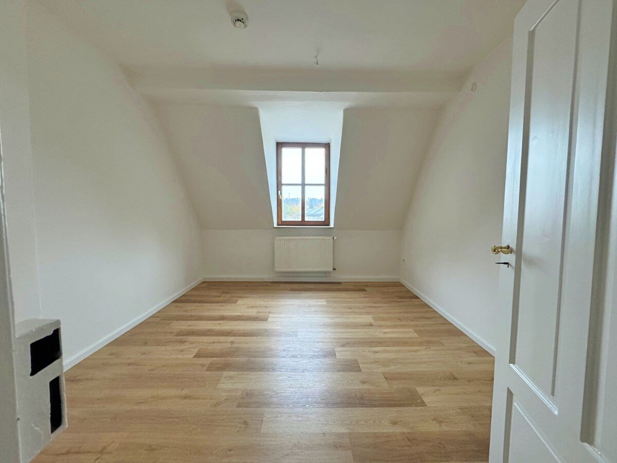 Wohnung zur Miete 760 € 2 Zimmer 66 m²<br/>Wohnfläche 3.<br/>Geschoss Achdorf Landshut 84036