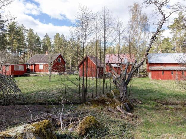 Bauernhaus zum Kauf provisionsfrei 69.000 € 3 Zimmer 50 m² 8.600 m² Grundstück Lillsjödal 302 Högsby kommun 57992