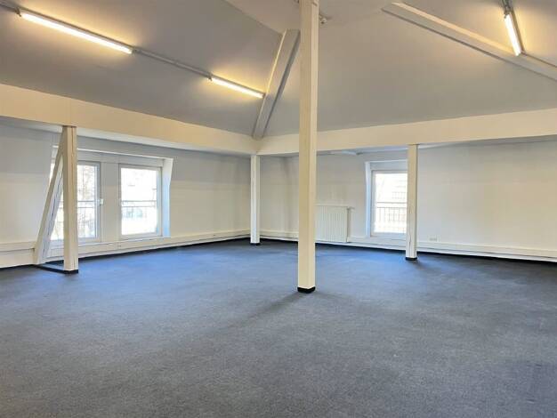 Büro-/Praxisfläche zur Miete 974 € 1 Zimmer Sundern Sundern 59846