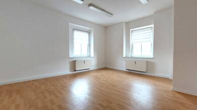Bürogebäude zur Miete 7 € 6 Zimmer 142,7 m² Bürofläche teilbar ab 142,7 m² Freital Freital 01705