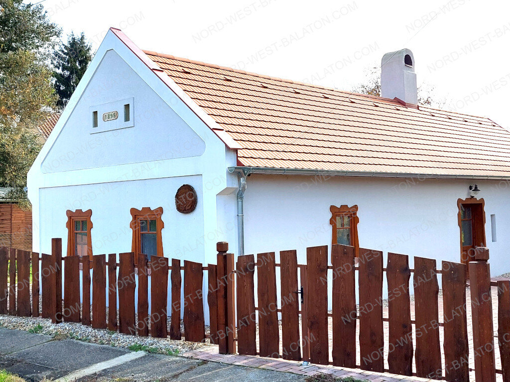 Einfamilienhaus zum Kauf provisionsfrei 247.500 € 3 Zimmer 100 m²<br/>Wohnfläche 650 m²<br/>Grundstück Balatonberény 8649