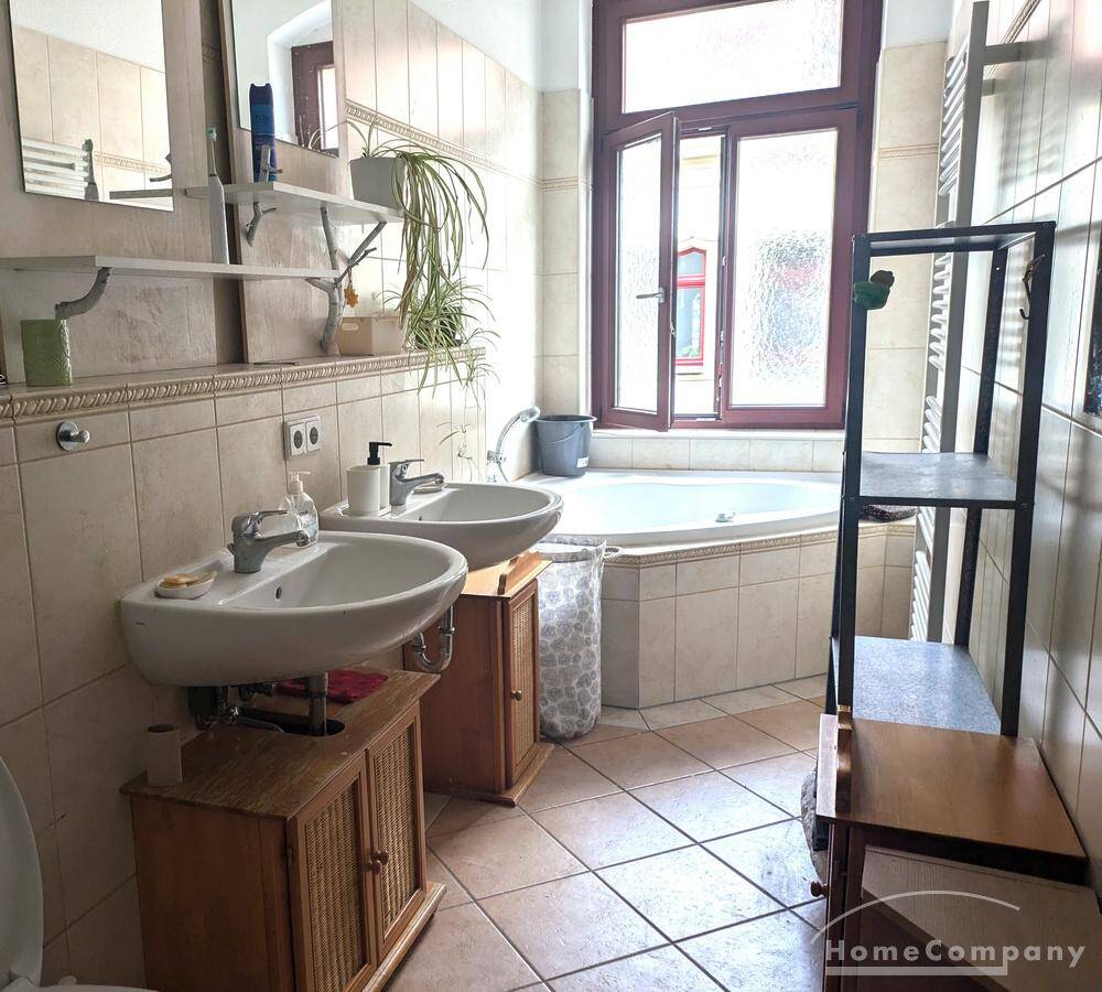 Property thumbnail 8