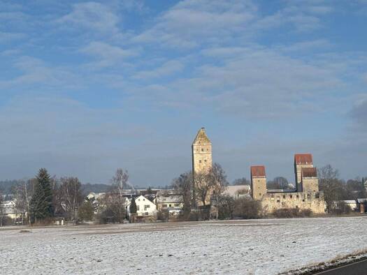 Wohnung zur Miete 800 € 4 Zimmer 105 m² 2 Geschosse frei ab sofort Lärchenweg 29 Nassenfels 85128