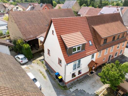 Doppelhaushälfte zum Kauf 270.000 € 5 Zimmer 132 m² 470 m² Grundstück Aglasterhausen Aglasterhausen 74858