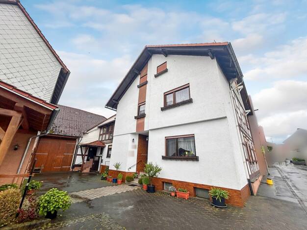 Einfamilienhaus zum Kauf 179.000 € 12 Zimmer 216,7 m² 971 m² Grundstück Rudingshain Schotten 63679