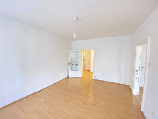 Wohnung zur Miete 1.100 € 3 Zimmer 70 m² Geschoss 1/4 frei ab sofort Lorenz Nürnberg 90402