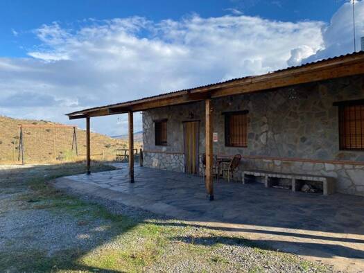 Bauernhaus zur Miete 600 € 3 Zimmer 90 m² Abrucena 04520