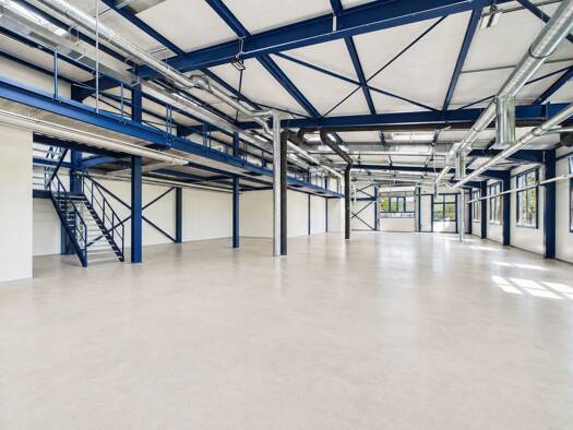 Produktionshalle zur Miete 11.000 € 1.400 m² Lagerfläche Bad Endorf Bad Endorf 83093