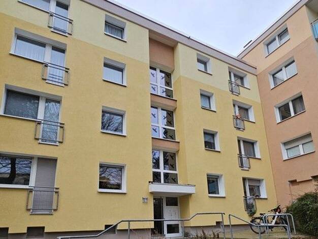 Wohnung zur Miete 736 € 3 Zimmer 80 m² 3. Geschoss frei ab 01.09.2026 Montzener Straße 6 Aachen Aachen - Mitte 52074