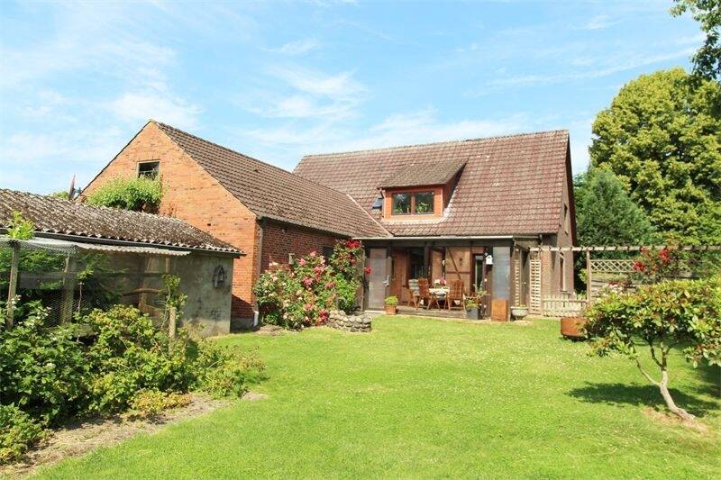 Immobilie in Schönberg - Zuhause mit Weitblick: Charmantes Zweifamilienhaus in traumhafter Feldrandlage! - Bild 3