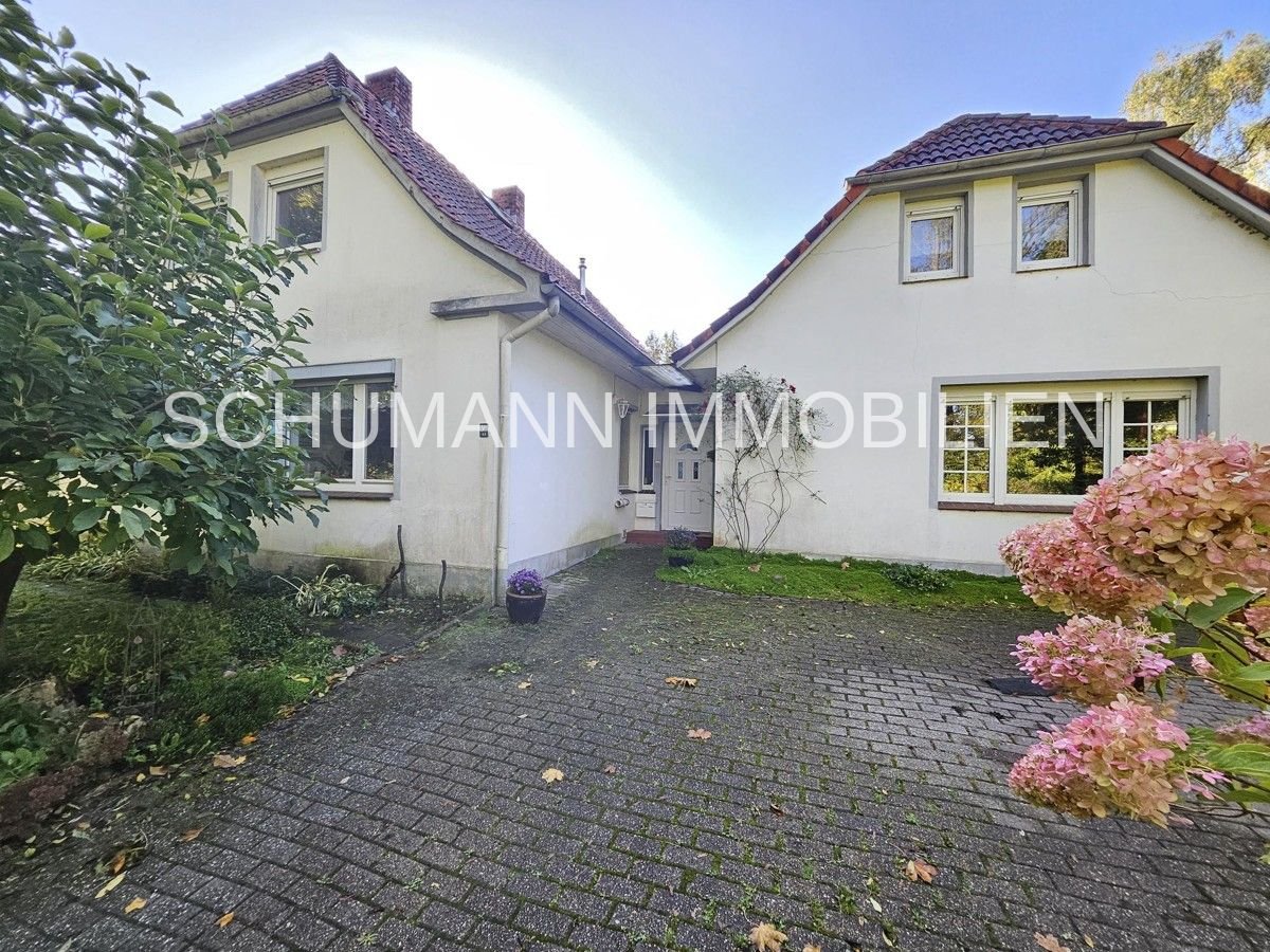 Einfamilienhaus zum Kauf 300.000 € 7 Zimmer 180 m²<br/>Wohnfläche 1.756 m²<br/>Grundstück Siebethsburg Wilhelmshaven 26386