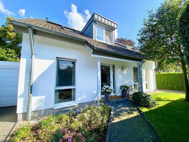 Mehrfamilienhaus zum Kauf 885.000 € 7 Zimmer 192 m² 642 m² Grundstück Hüls Krefeld 47839