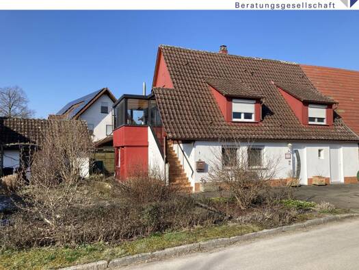 Doppelhaushälfte zum Kauf 199.000 € 5 Zimmer 102 m² 400 m² Grundstück Gschlachtenbretzingen Michelbach/Bilz 74544