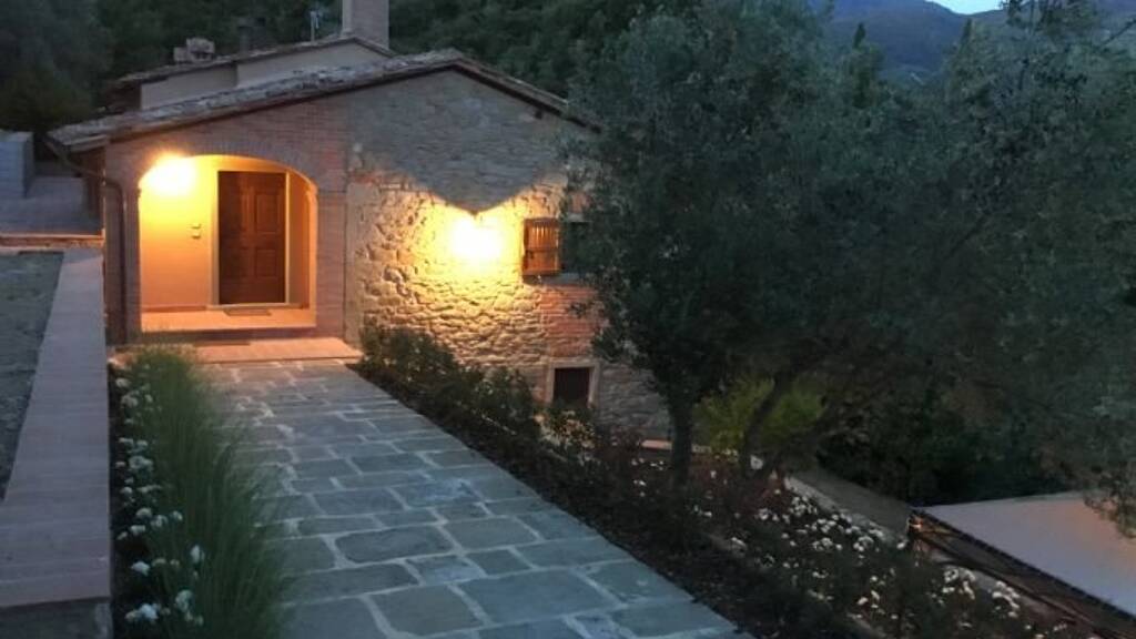 Bauernhaus zum Kauf 650.000 € 5 Zimmer 300 m² 15.000 m² Grundstück Bucine