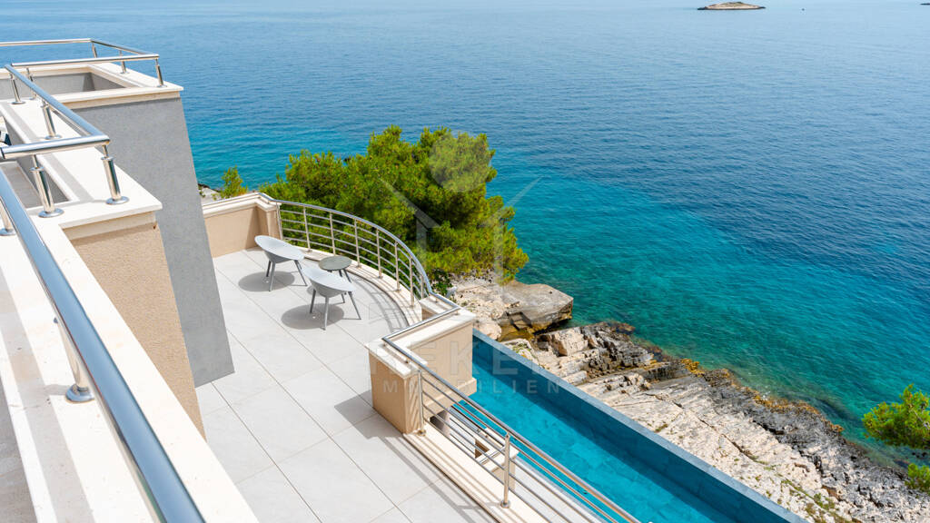Villa zum Kauf 2.400.000 € 7 Zimmer 533 m² 609 m² Grundstück Korcula 20260
