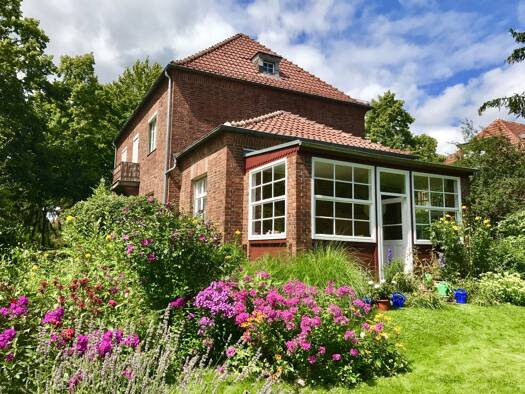 Haus zum Kauf 1.290.000 € 7 Zimmer 180 m² 808 m² Grundstück frei ab sofort Lichterfelde Berlin 12207